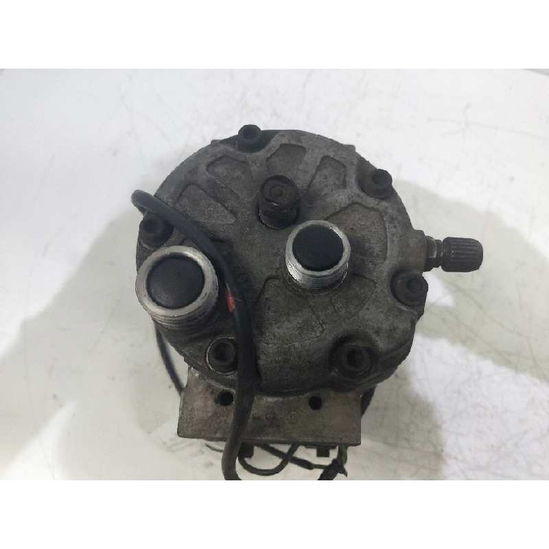 Recambio de compresor aire acondicionado para audi a6 avant (c4) 2.5 tdi referencia OEM IAM 4A0260805AD 5062310323 5060310484
