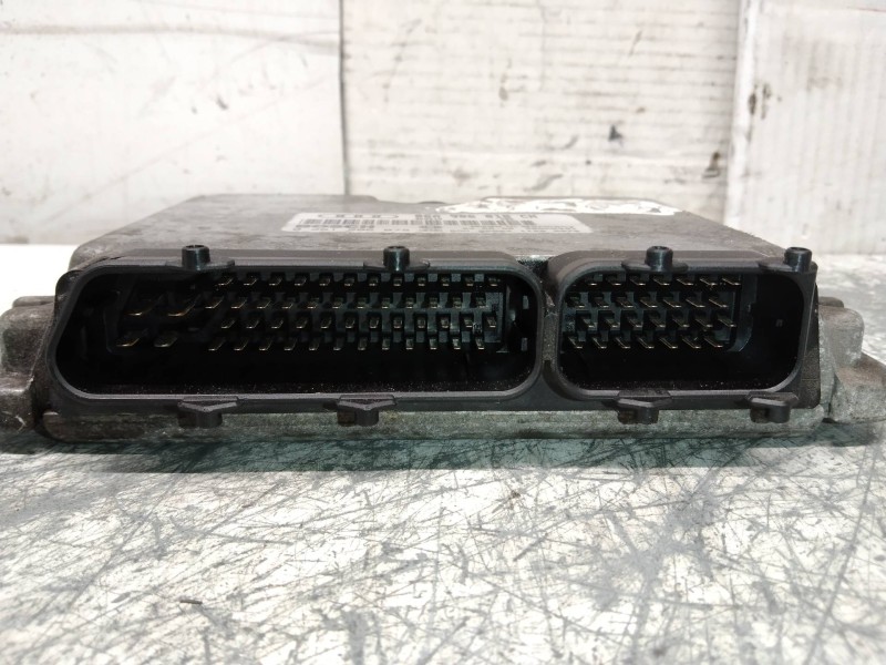 Recambio de centralita motor uce para audi a3 (8l) 1.8 attraction referencia OEM IAM 0261206078 06A906018CN 