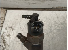 Recambio de inyector para renault laguna ii (bg0) dynamique referencia OEM IAM 0445110021 7700111014 BOSCH 2