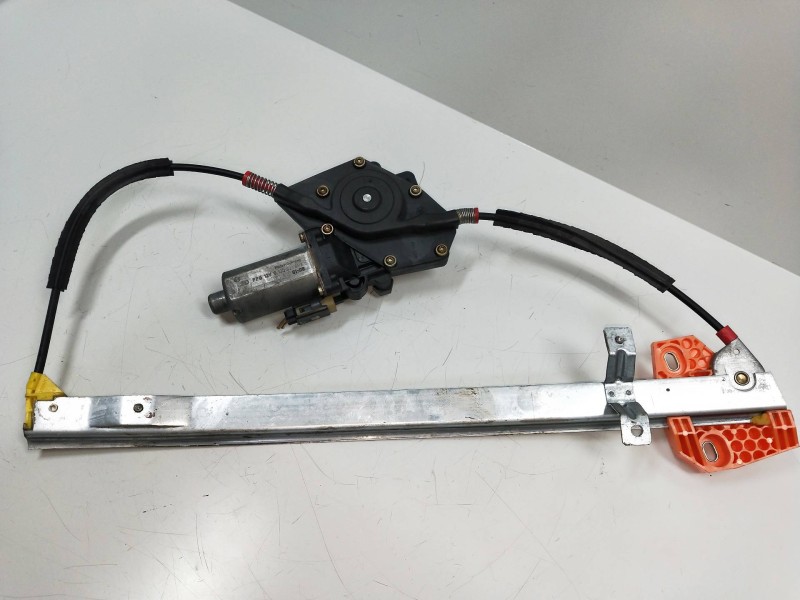 Recambio de elevalunas delantero derecho para ford fiesta berlina (dx) 1.3 cat referencia OEM IAM   5P