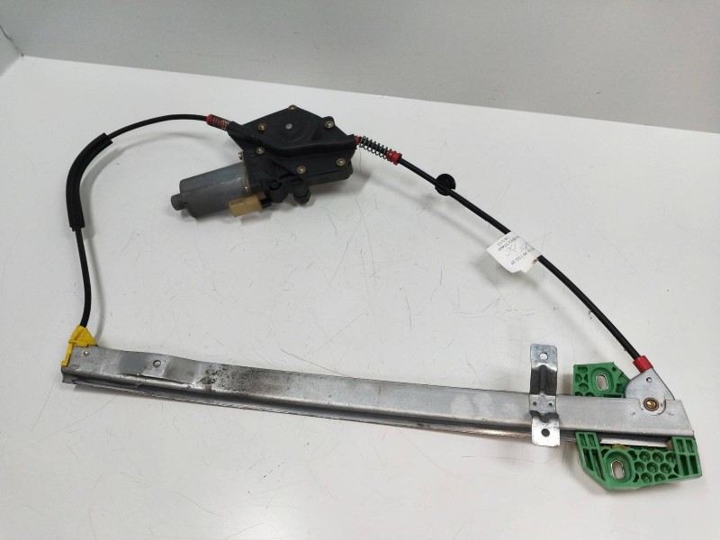 Recambio de elevalunas delantero derecho para ford fiesta berlina 1.3 cat (endura-e) referencia OEM IAM   3P