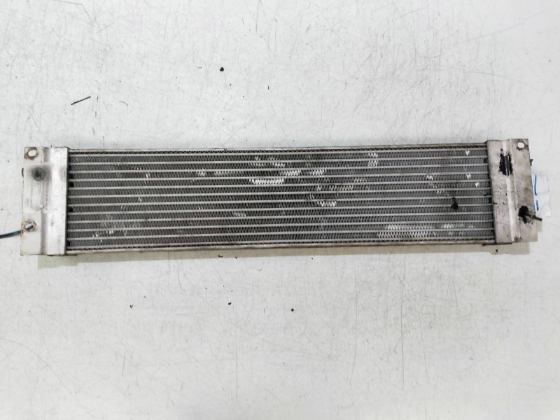 Recambio de radiador aceite para land rover range rover (lp) se (140kw) referencia OEM IAM BTP5041  