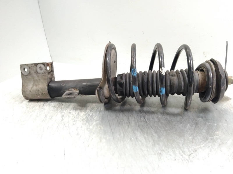 Recambio de amortiguador delantero izquierdo para peugeot 307 break / sw (s1) 2.0 hdi cat referencia OEM IAM   