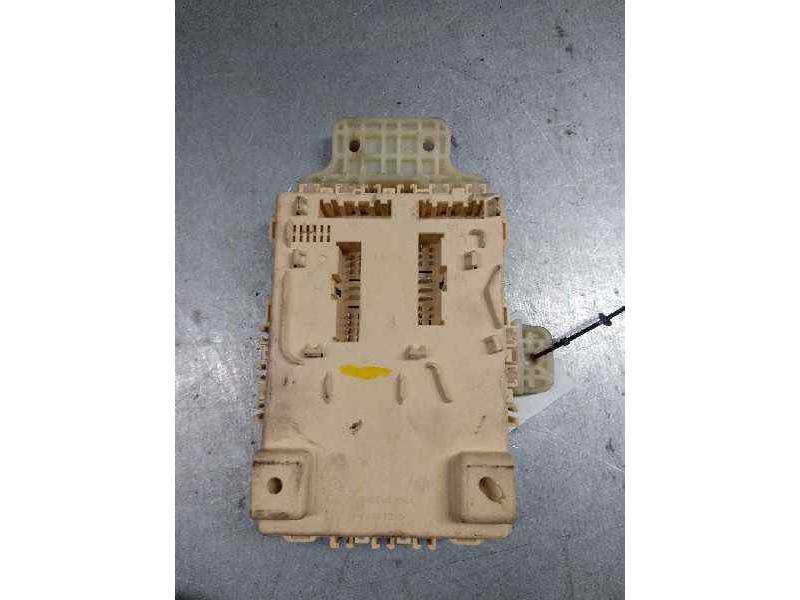 Recambio de caja reles / fusibles para hyundai ix35 1.7 crdi cat referencia OEM IAM 919502S522 S522 