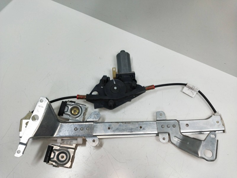 Recambio de elevalunas delantero izquierdo para ford fiesta (cbk) 1.4 16v cat referencia OEM IAM   5P