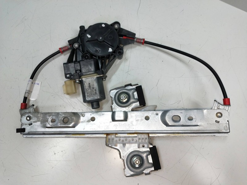 Recambio de elevalunas trasero derecho para ford fiesta (cb1) 1.6 tdci cat referencia OEM IAM 8A6114553A  5P