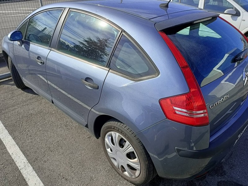 citroen c4 berlina del año 2005