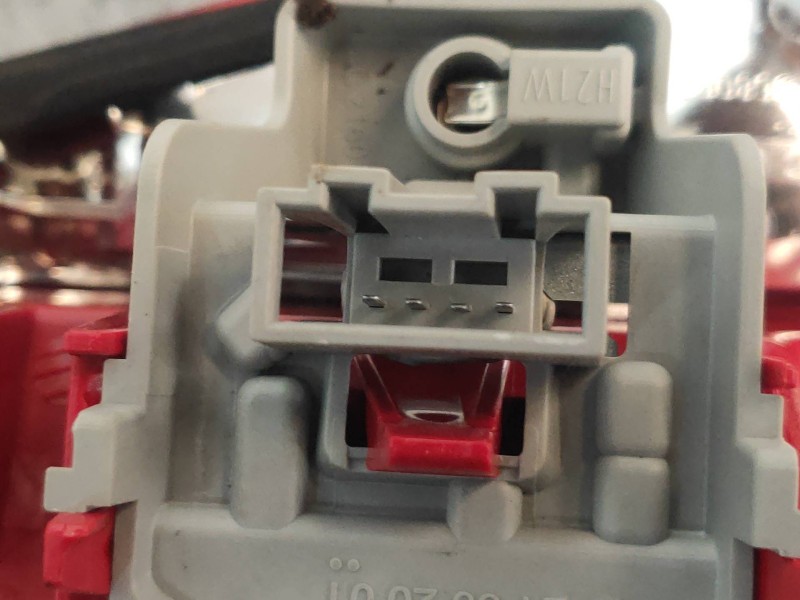 Recambio de piloto trasero derecho interior para audi a4 avant (8k5) (2008) básico referencia OEM IAM 8K9945094B  LED