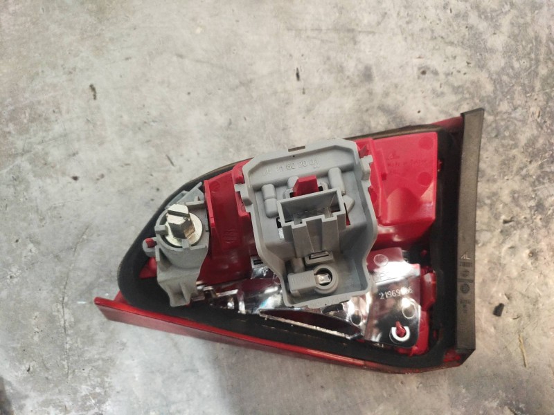 Recambio de piloto trasero izquierdo interior para audi a4 avant (8k5) (2008) básico referencia OEM IAM 8K9945093B  