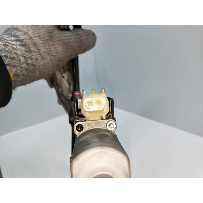 Recambio de elevalunas delantero derecho para ford fiesta (cb1) 1.25 16v cat referencia OEM IAM 8A6114553A  5P