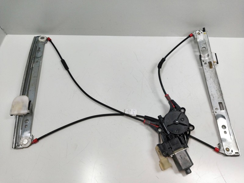 Recambio de elevalunas delantero derecho para ford fiesta (ccn) 1.25 16v cat referencia OEM IAM 8A6114553B  3P
