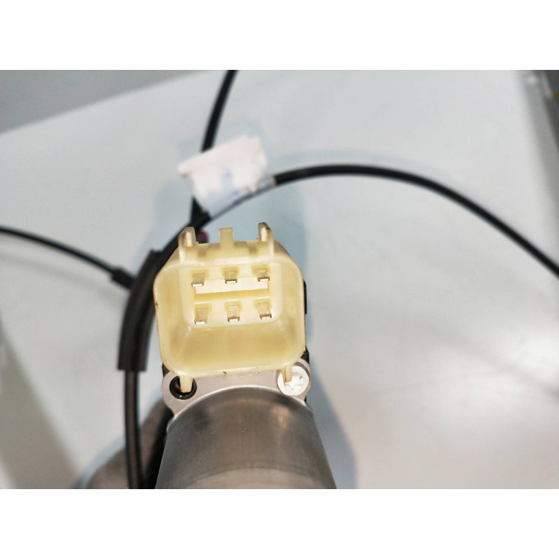 Recambio de elevalunas delantero derecho para ford fiesta (ccn) 1.25 16v cat referencia OEM IAM 8A6114553B  3P