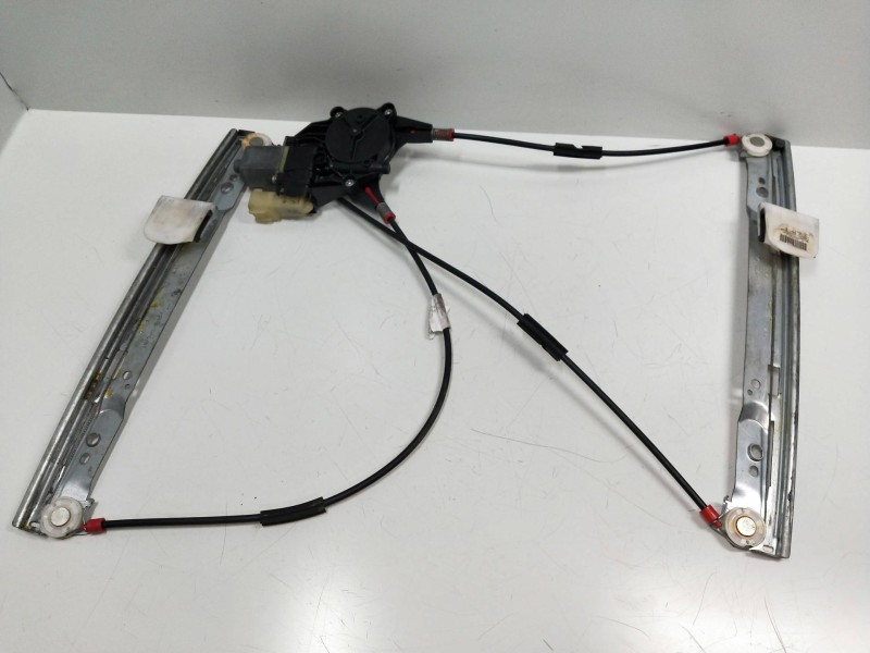 Recambio de elevalunas delantero izquierdo para ford fiesta (ccn) 1.25 16v cat referencia OEM IAM 8A6114A389B  3P