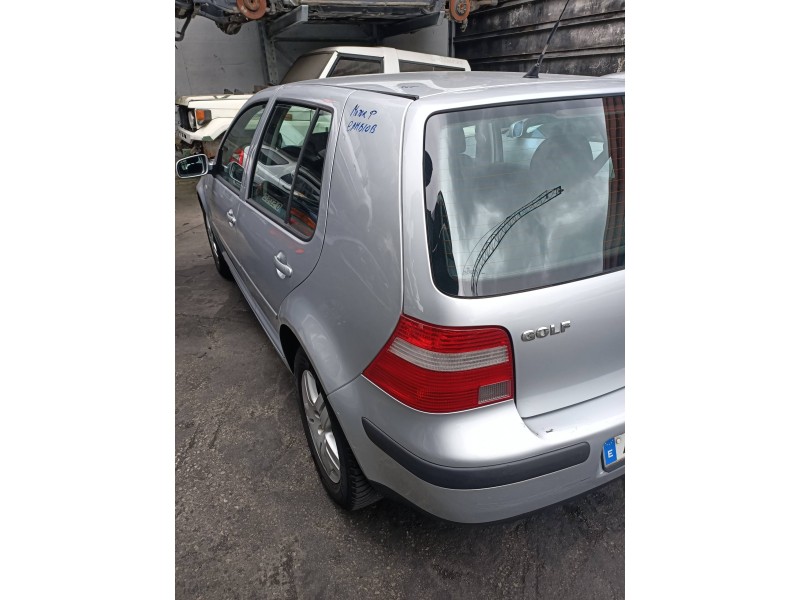 volkswagen golf iv berlina (1j1) del año 2004