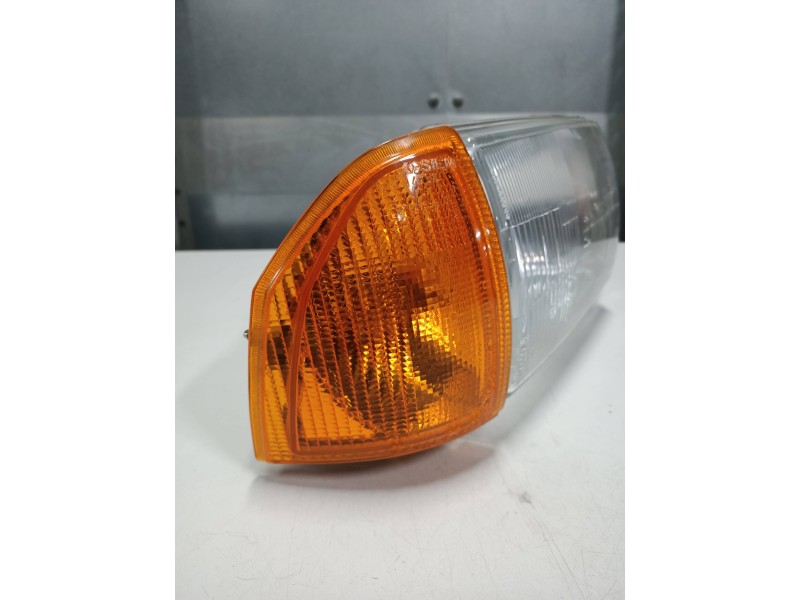 Recambio de faro derecho para alfa romeo 33 berlina 1.3 referencia OEM IAM   