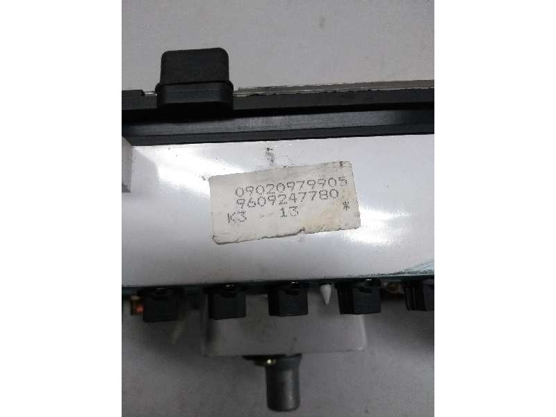 Recambio de cuadro instrumentos para citroen ax referencia OEM IAM 9609247780 09020979905 
