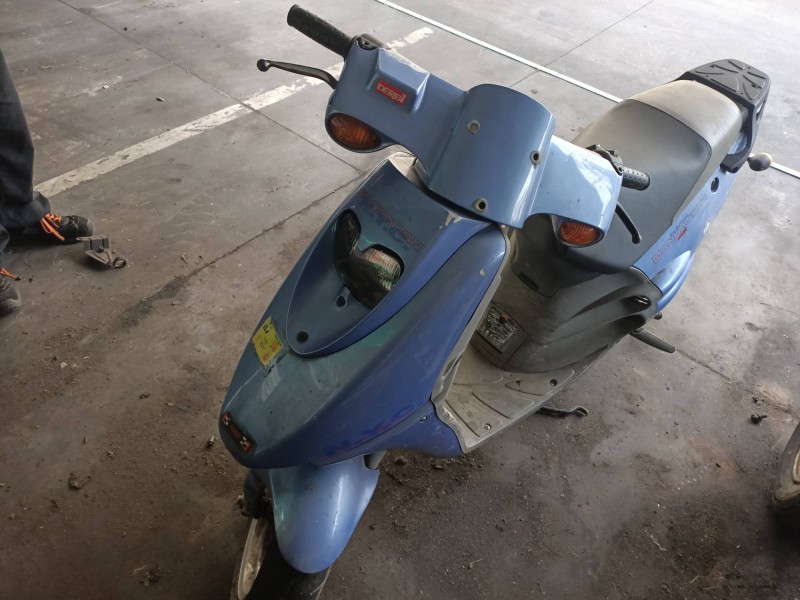 derbi hunter 50 del año 1999