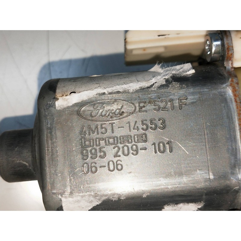 Recambio de elevalunas delantero derecho para ford focus berlina (cap) 1.6 ti-vct cat referencia OEM IAM 4M5T14553 995209101 3P