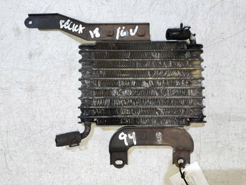 Recambio de radiador aceite para toyota celica (t20) 1.8 16v cat referencia OEM IAM 0240001930  