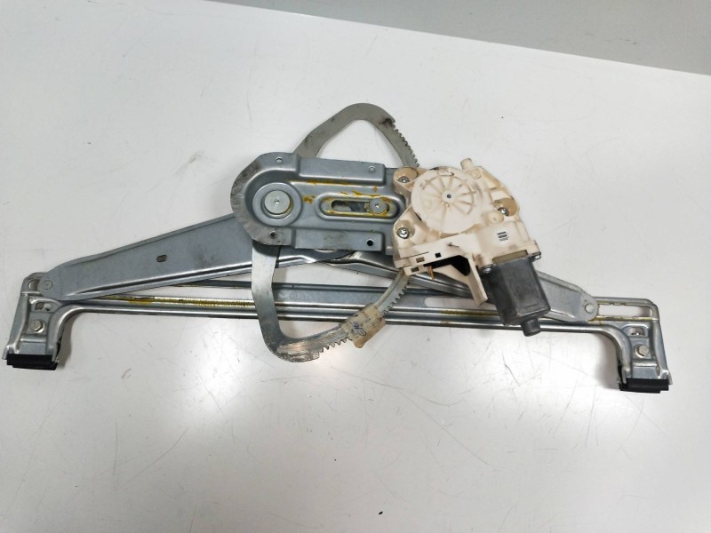 Recambio de elevalunas delantero derecho para ford focus berlina (cap) 1.8 tdci turbodiesel cat referencia OEM IAM 4M5T14553 995