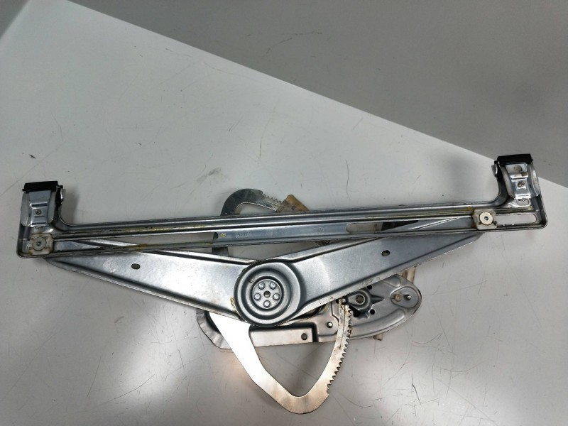 Recambio de elevalunas delantero derecho para ford focus berlina (cap) 1.8 tdci turbodiesel cat referencia OEM IAM 4M5T14553 995