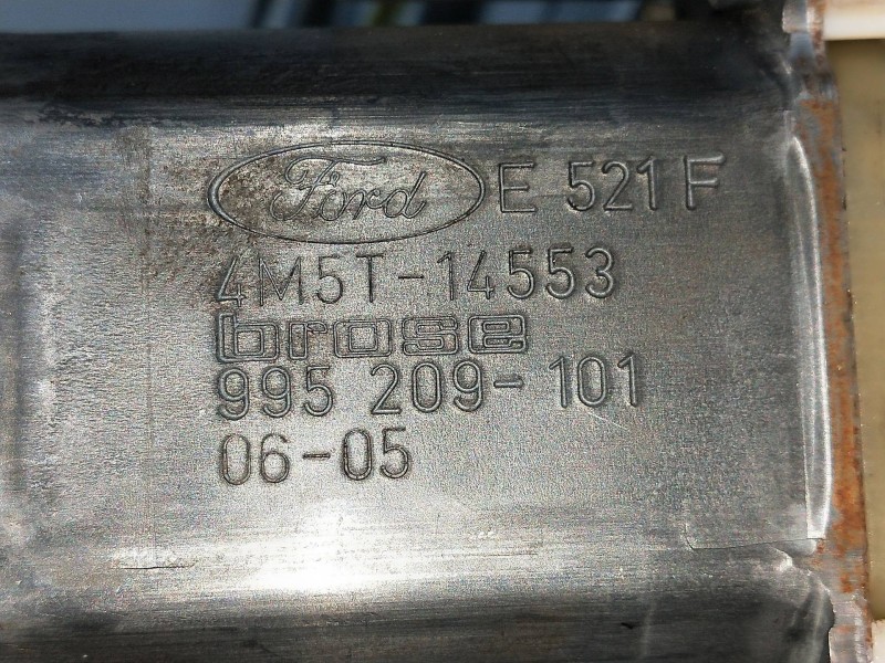 Recambio de elevalunas delantero derecho para ford focus berlina (cap) 1.8 tdci turbodiesel cat referencia OEM IAM 4M5T14553 995