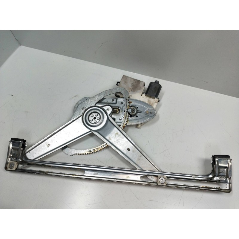 Recambio de elevalunas delantero derecho para ford focus berlina (cap) 2.0 tdci cat referencia OEM IAM 7M5T14B533CC 994812101 5P