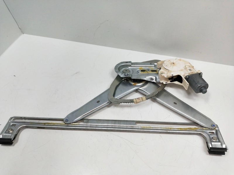 Recambio de elevalunas delantero derecho para ford focus berlina (cap) 1.6 tdci cat referencia OEM IAM 4M5T14553 995209101 5P