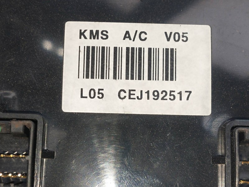 Recambio de mando calefaccion / aire acondicionado para kia sportage 2.0 cat referencia OEM IAM L05CEJ192517  