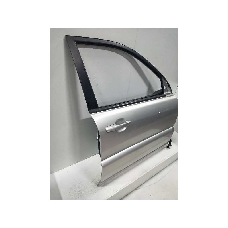 Recambio de puerta delantera derecha para kia sportage 2.0 cat referencia OEM IAM   