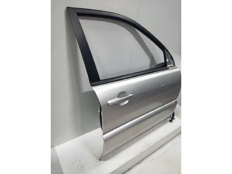 Recambio de puerta delantera derecha para kia sportage 2.0 cat referencia OEM IAM   