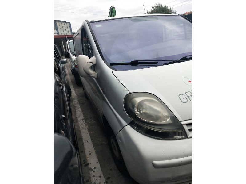 nissan primastar (x83) del año 2003