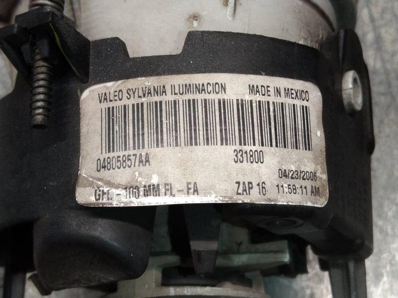 Recambio de faro antiniebla izquierdo para chrysler voyager (rg) 2.5 crd lx referencia OEM IAM 04805857AA  