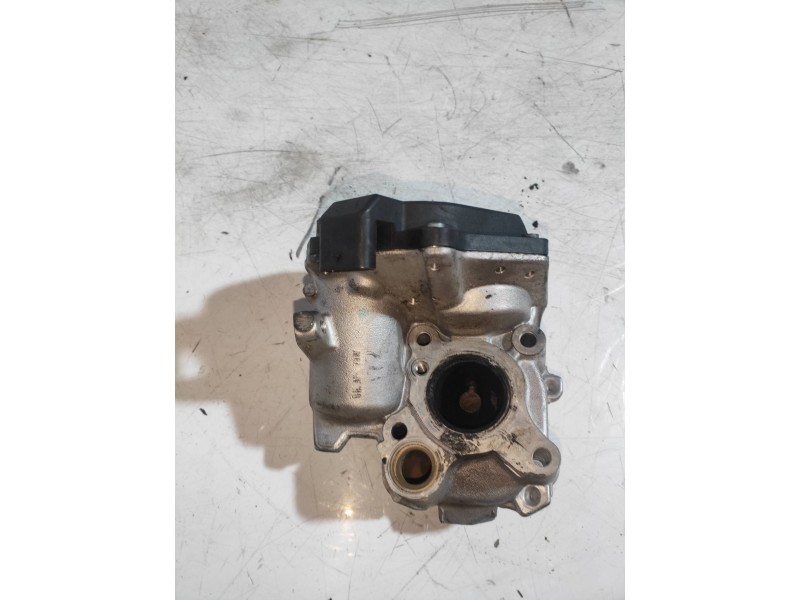 Recambio de valvula egr para mercedes clase e (w212) familiar 250 cdi blueefficiency (212.203) referencia OEM IAM A6511400160 A2