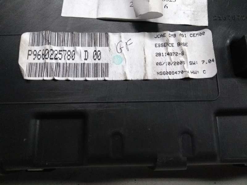 Recambio de cuadro instrumentos para citroen c3 1.1 sx referencia OEM IAM P9660225780 D00 281149726