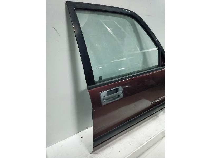 Recambio de puerta delantera derecha para isuzu trooper 3.0 dti cat referencia OEM IAM   
