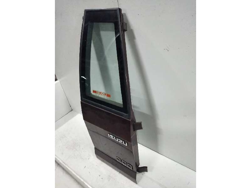 Recambio de porton trasero derecho para isuzu trooper 3.0 dti cat referencia OEM IAM   