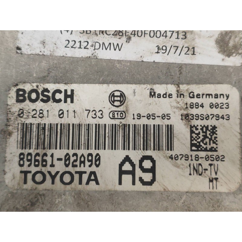 Recambio de centralita motor uce para toyota corolla (e12) 1.4 d-4d luna compact referencia OEM IAM 0281011733 8966102A90 1NDTV 