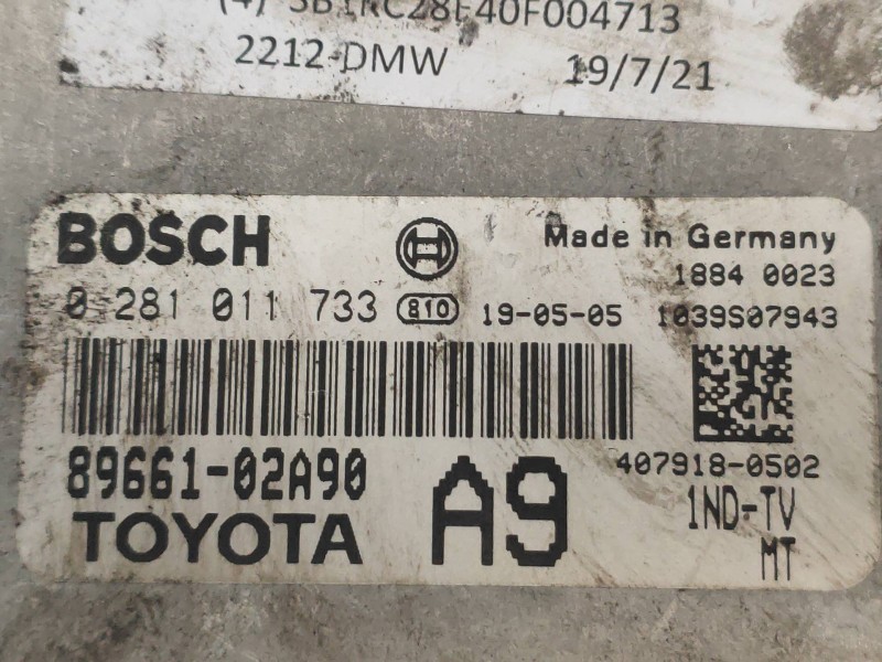 Recambio de centralita motor uce para toyota corolla (e12) 1.4 d-4d luna compact referencia OEM IAM 0281011733 8966102A90 1NDTV 