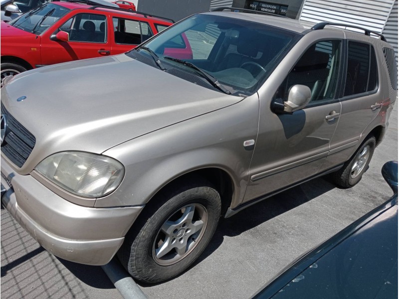 mercedes clase m (w163) del año 2001