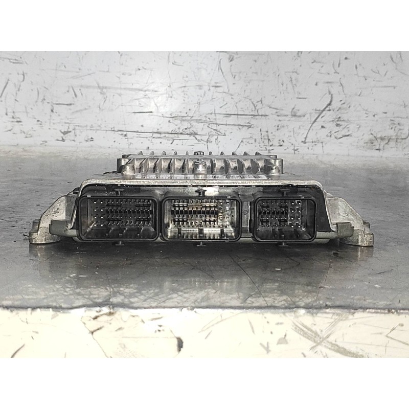 Recambio de centralita motor uce para peugeot 407 sw st confort referencia OEM IAM 5WS40264GT SW9663007980 HW9655534080 SID803A