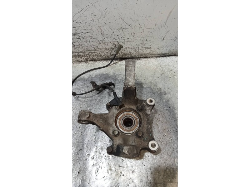 Recambio de mangueta delantera izquierda para chrysler voyager (rg) 2.5 crd lx referencia OEM IAM 04694949AA  