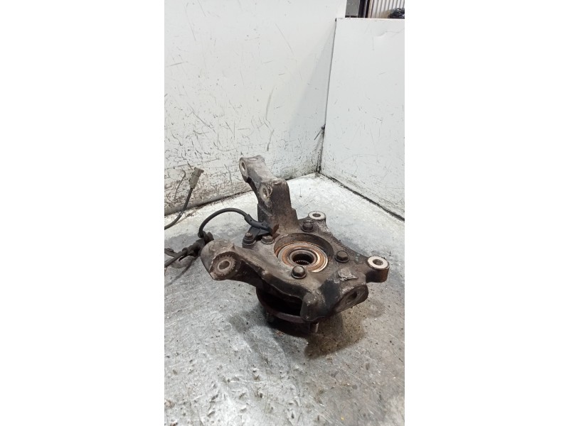 Recambio de mangueta delantera izquierda para chrysler voyager (rg) 2.5 crd lx referencia OEM IAM 04694949AA  