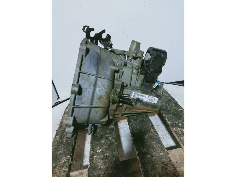 Recambio de caja cambios para chrysler neon (pl) 1.6 le referencia OEM IAM TTU165104862 P04668611AC AJ083193