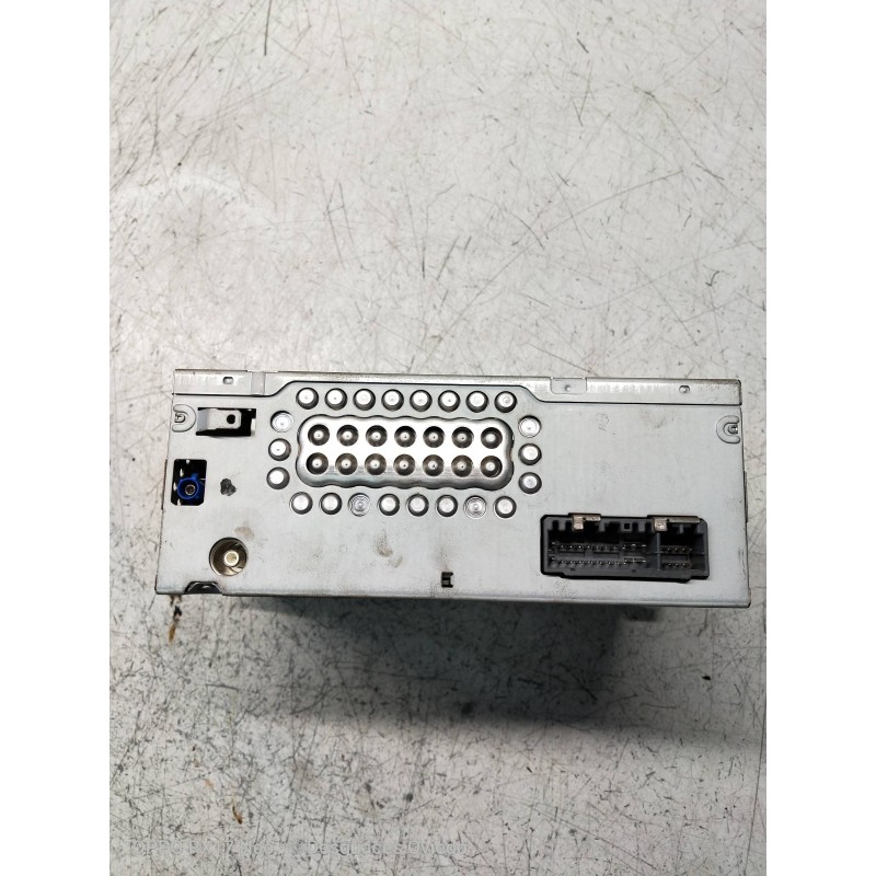 Recambio de sistema audio / radio cd para chrysler voyager (rg) 2.5 crd se grand voyager referencia OEM IAM P56038643AD  