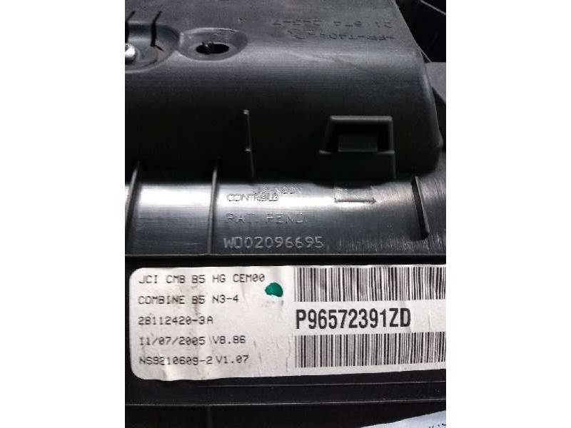 Recambio de cuadro instrumentos para citroen c4 berlina sx referencia OEM IAM P96572391ZD 281124203A 281123579