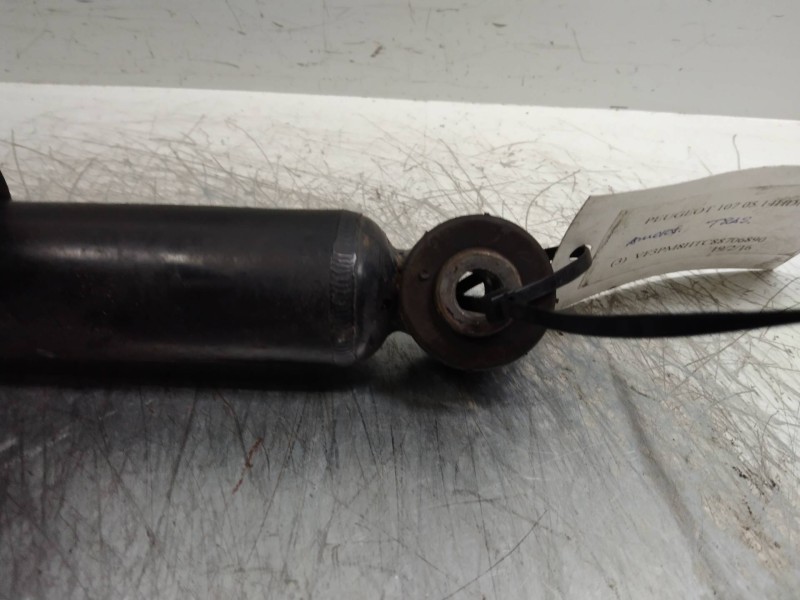 Recambio de amortiguador trasero para peugeot 107 1.4 hdi cat (8ht / dv4td) referencia OEM IAM   