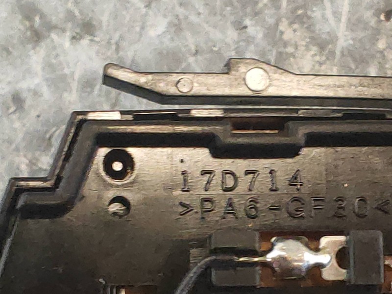 Recambio de mando limpia para mitsubishi grandis (na0w) 2.0 di-d inform referencia OEM IAM 17D714  