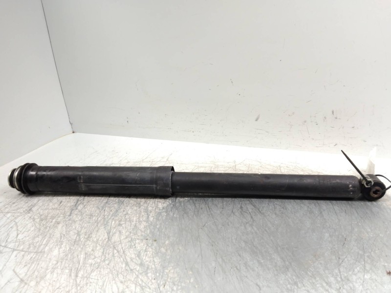 Recambio de amortiguador trasero para peugeot 107 1.0 cat (384f) referencia OEM IAM   