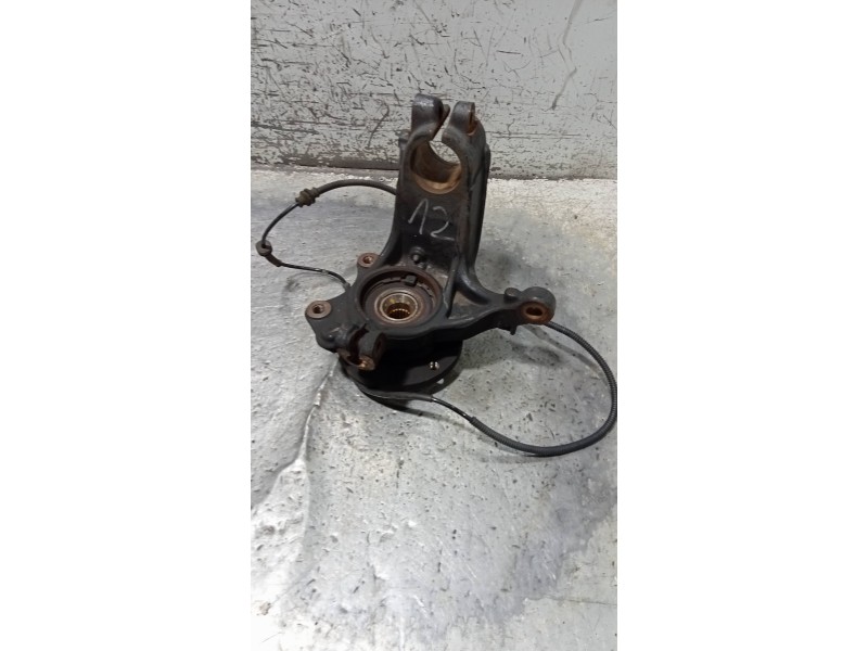 Recambio de mangueta delantera derecha para citroen c4 cactus 1.6 blue-hdi fap referencia OEM IAM   